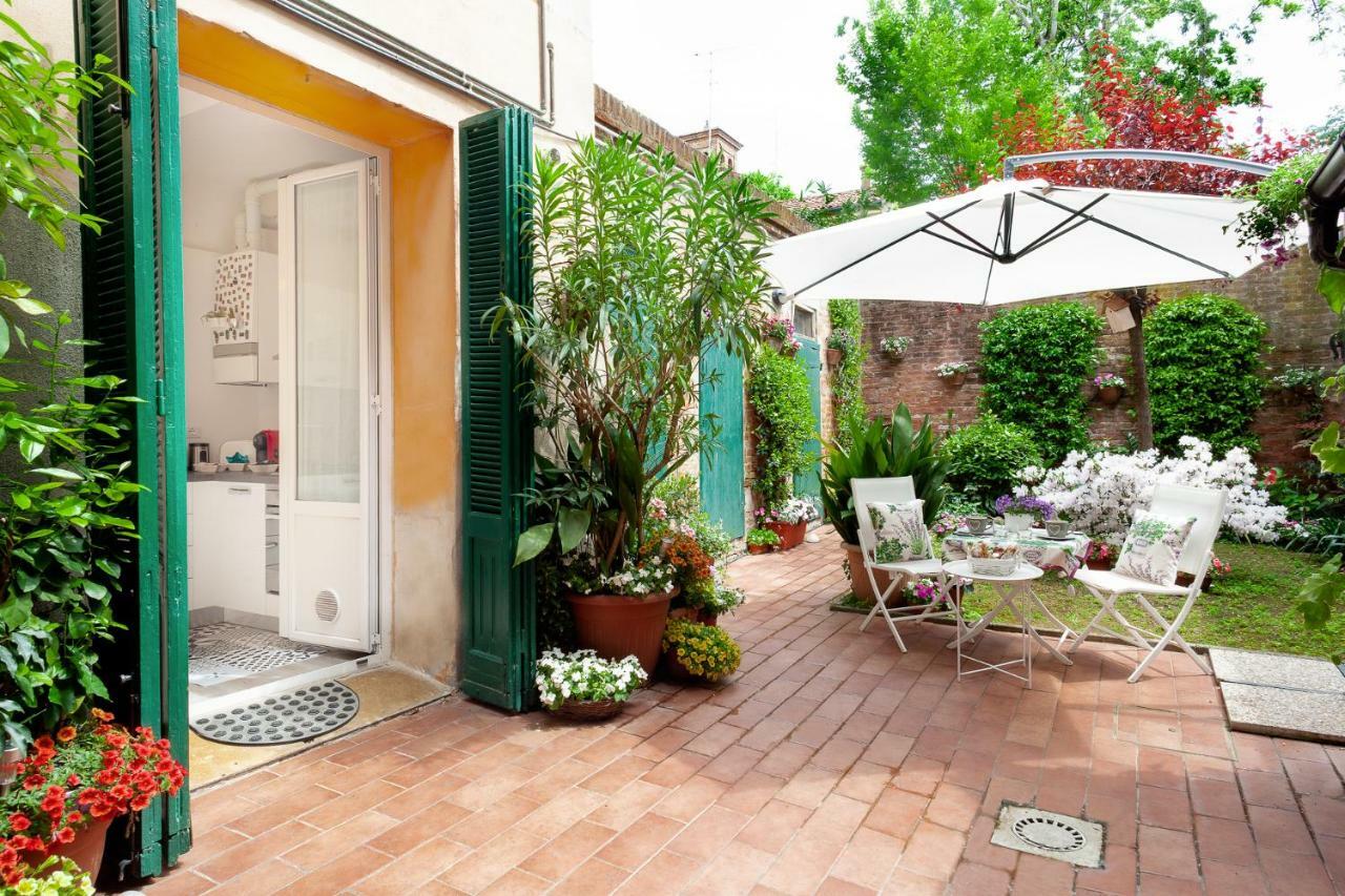 Un'Oasi Di Pace Apartment Ферара Екстериор снимка
